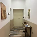 The Matty S House نابولي