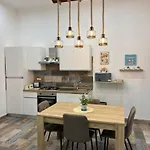 The Matty S House * 나폴리