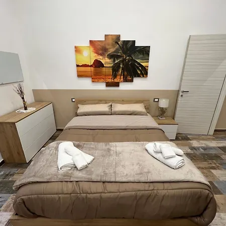The Matty S House نابولي